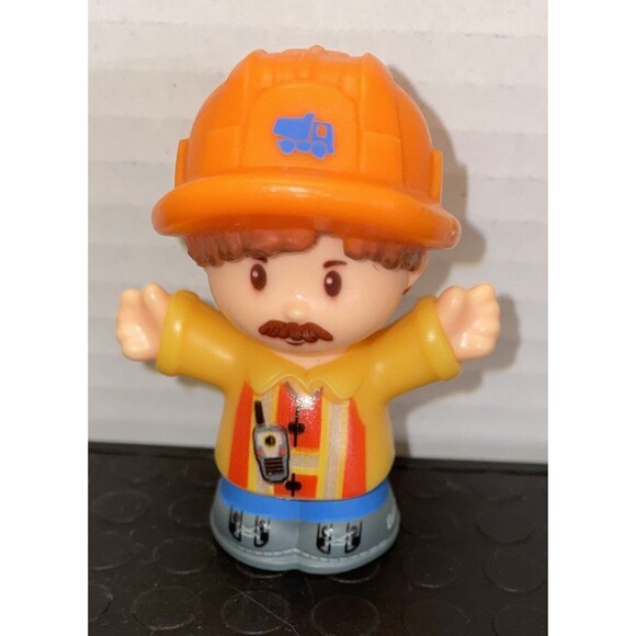 Fisher Price Little People Mixed Lot of 9 Figures - Workers Helpers Jobs - Picture 7 of 9